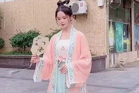 五一穿宋制、明制，唐制汉服，不知扎什么发型？简单易学又百搭的发型学起来！ 清新优雅！#汉服真发教程 #汉服发型