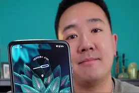 moto razr 2022折叠屏手机开箱！视频封面