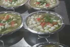 商城县手工鱼圆历史悠久，口感鲜嫩爽滑，此方法简单易学。按照此法操作成功率80%以上。#厨师 @DOU+小助手视频封面