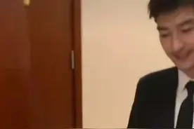 #张翰#为一名败血症粉丝一次性付清50万医药费#并且承诺以后拍影戏的片酬都用来做慈善#正能量#公益@抖音短视频视频封面