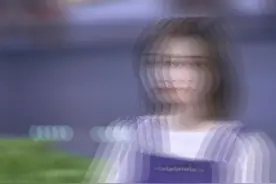 网友：丢脸丢到国外去了 #韩国 #郑爽 @抖音短视频视频封面
