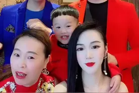 生活处处有乐趣😀😂，一家人拍个作品，全体笑场，提前祝大家五一节快乐@DOU+小助手 #抖音记录美好生活视频封面
