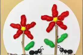 吃剩的花生壳怎么玩？做一幅好看的花朵拼贴画吧。#幼儿园手工 #亲子手工 #少儿创意美术 #废物利用