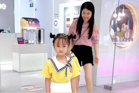 #三胞胎真善美 跳舞比赛，老妈都看呆了，哈哈…视频封面