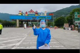 第一次穿这么神圣的警服使命感油然而生，做好事心里踏实视频封面