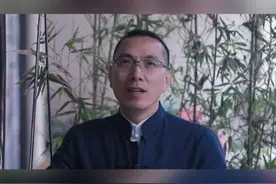 原来梅艳芳最爱的男人是他，你知道吗？视频里我试图装帅，但看起来很傻。哈哈哈丑爆了视频封面