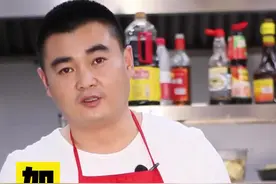 很多厨师都不知道小龙虾这样过夜保存，可以让它肉质Q弹，不影响口感。#美食 #小龙虾技术视频封面