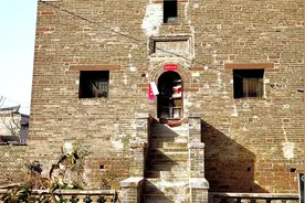 简城村位于河南省漯河、许昌、平顶山三市的交界地。