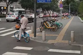 #科研 #研究生 #院士风采 这个问题很严重。视频封面