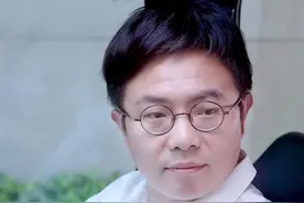 遇到对你百依百顺的男人，赶紧跑！#情感 #百依百顺  