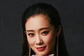 张小斐金鸡封后，她和背后推手的故事也曝光了……视频封面