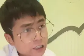云南方言   据我所知  身高应该一米八左右    鞋子应该是双皮鞋🔥#创作灵感#原创搞笑 @DOU+小助手 @抖音短视频 