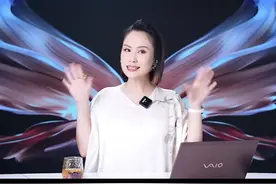别人夸你真年轻你该怎么回答？#年轻 #高情商说话技巧 #人际交往的智慧 #聊天的艺术 视频封面