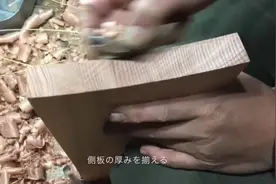 看日本人如何制作实木浴缸，防水全靠挤，胶水也不能少 #匠心制作视频封面