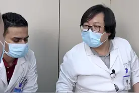 #指甲 有空洞是什么原因造成的？视频封面