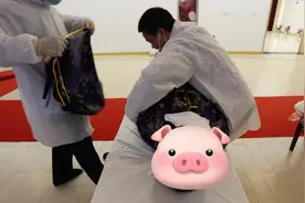 穿衣练习！ #入殓师 #殡仪培训 #殡葬 #杭州白事一条龙视频封面