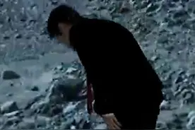 太暖！#撒贝宁 看到照片里的长江源头，深深地鞠了一躬。