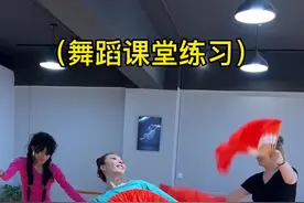 舞蹈生正因为有那么多人小时候的放弃，才会有那么多人长大后的羡慕#艺考 #校园 #内容过于真实 #艺考生 #大学生 #舞蹈生视频封面