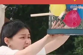 真的会被#蔡徐坤和#金靖笑死，这就是搞笑美女轻松拿捏高冷帅哥吗？真的好好磕视频封面