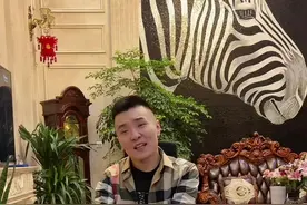 刷到我的女士，我有个请求，能不能以女朋友的身份和我说句话，说什么都可以，标点符号也行，让我感受一下恋爱的感觉～#治愈系笑容 #刷到了就是缘分 #为情所伤视频封面