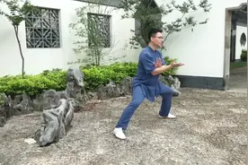 被誉为东方的芭蕾舞，太极除了修身养性，也可以彰显它的艺术美。视频封面