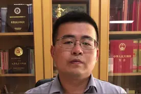 婴儿出生锁骨骨折，医院回应具有一定的概率，医院要赔💰吗？#新生婴锁骨骨折 #医疗事故 #普法宣传视频封面