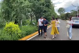 “网红不可怕、就怕网红有文化”😁😂视频封面