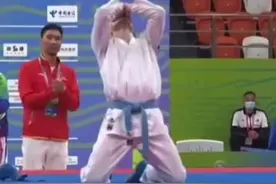 #全运会 空手道男子组67公斤级决赛中，安徽广德青年王志伟获得金牌。#广德 #安徽 #金牌 #冠军 #空手道 视频封面