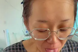 #解锁蜂蜜新吃法 放冰箱冻5个小时左右，就可以变成这个样子了！大家可以尝试一下！#内容太过真实 #夏日饮品视频封面