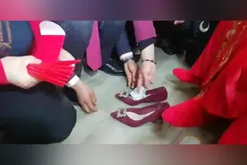 宁夏姑娘出嫁不一样，新鞋放钱，脚踩财运来！视频封面