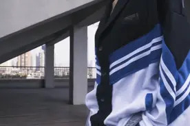 #remake #旧物改造 #穿搭 毕业后校服不要丢 还能这么改！