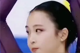 朱易16岁岁放弃美国国籍，加入中国籍，只为中国而战#创作灵感 #花样滑冰 #冬奥会#冰雪2022 视频封面