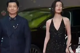 #倪妮 #田雨 一同出席活动倪妮的一个小暗示，田雨立刻上前搂住倪妮的腰，反应速度可谓真快 #倪妮暗示田雨搂腰视频封面