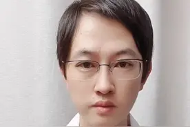 长期服用奥美拉唑这类抑酸药危害和对策#医学科普 #健康真相官 #慢性胃炎 #萎缩性胃炎 #功能性消化不良视频封面