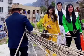 农民是最勤劳善良朴实的人，请尊重农民善待老人，往上数三代谁都是农民，没有农民那来的大米和蔬菜#正能量 #我的乡村生活 @掌圈传媒（十堰网红） @九月小姐姐 @法海太极 @朱青山 @琦大帅视频封面