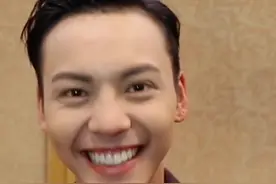 #陈伟霆 用家乡话粤语跟大家拜年，新年快乐身体健康视频封面