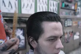 世界级复古理发大师，18世纪蓬巴杜发型！视频封面