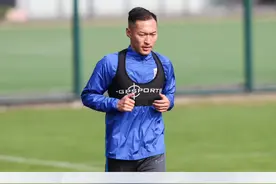 #dou来中超 吴晓晖表示申花新赛季引援基本结束，你对这套阵容还满意吗？视频封面