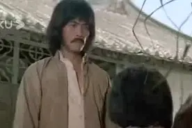 #成龙，打你这个无名小卒，怕脏了我的手视频封面