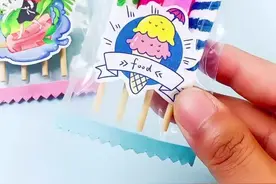 用纸巾做的小雪糕❤️比手还要小，可爱又好看，不能吃也能一饱眼福。视频封面