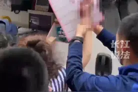 女子手掌绞进搅面机，消防紧急救援#感动瞬间视频封面