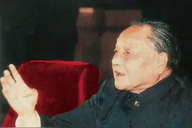 1981年，中共十一届六中全会一致通过了《中国共产党中央委员会关于建国以来党的若干历史问题的决议》。（五）视频封面