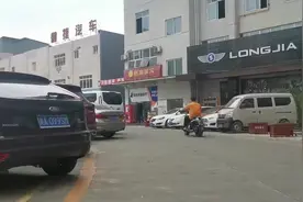 千呼万唤始出来，试驾奔达灰石！#摩托车 #让骑行成为一种生活视频封面