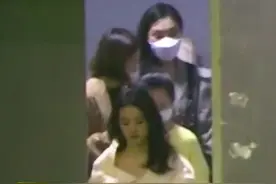 赵丽颖产后复出势头太猛了，这身材恢复的的太好吧！视频封面
