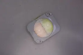 手机闪光灯改一个手电筒，真的好亮#diy #原创手作视频封面
