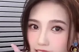 火爆网络的《好想你》演唱者:小草🍀 朱主爱来了！！！《创造营2020》#朱主爱 本周作客《音乐Big榜》接受DJ大摆独家专访！视频封面