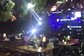 好久都没有喝酒了，如果下次我在端起酒杯，什么都别说，给我倒满视频封面