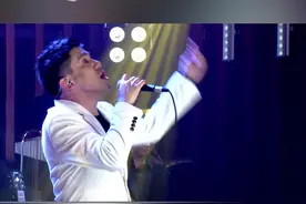 #xjtv今天谁在录音棚 歌手买买提图尔荪演唱：温柔的姑娘