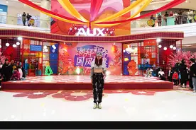 #青岛 #lisa 酷girl出街 现场cravin 金智妮看了都想加入!#舞蹈视频封面
