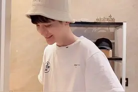 #旧梦一场 #阿悠悠 #2020520甜在一起 #521礼物 快把我姐带走！视频封面